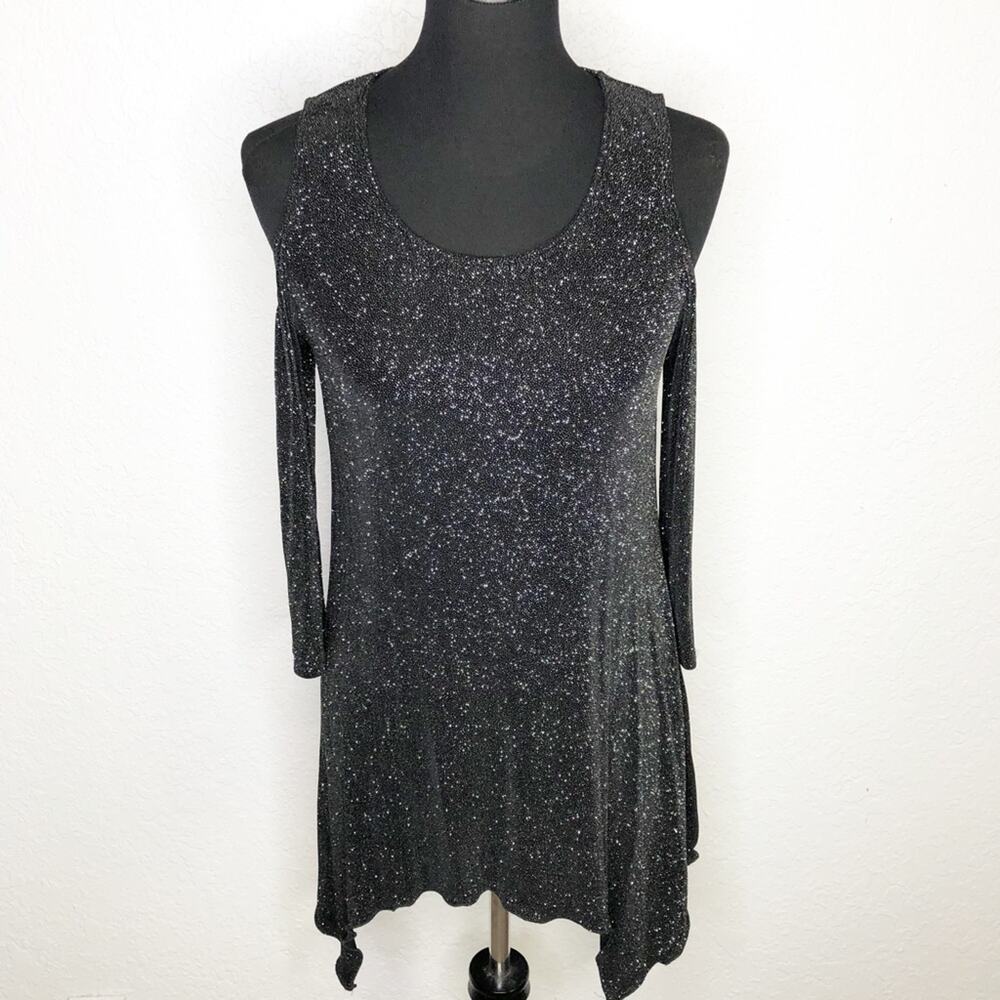 Boston Proper black silver metallic cold shoulder asymmetrical hem top Small